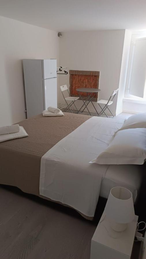 Di Fronzo Guest House T Triggiano Exterior photo