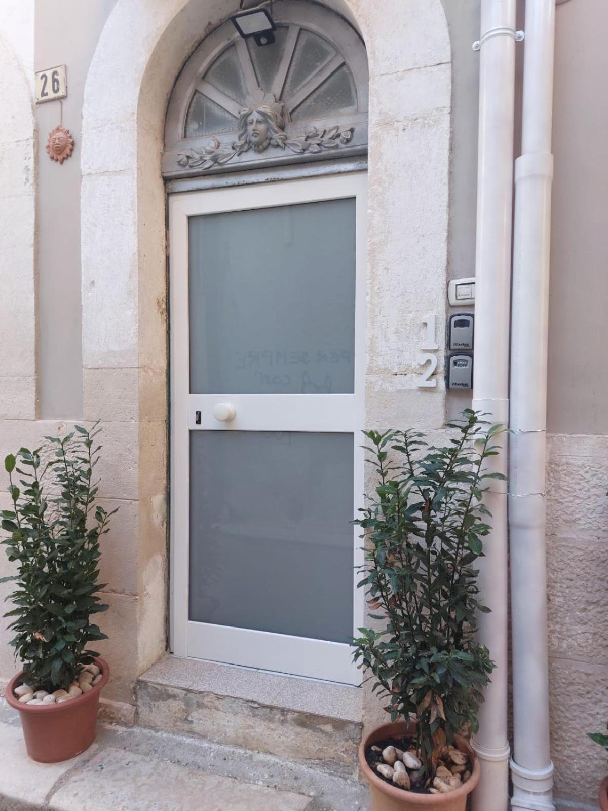 Di Fronzo Guest House T Triggiano Exterior photo